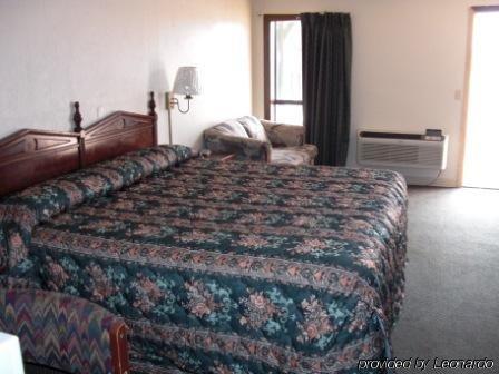 Stratford House Inn Эдмонд Номер фото