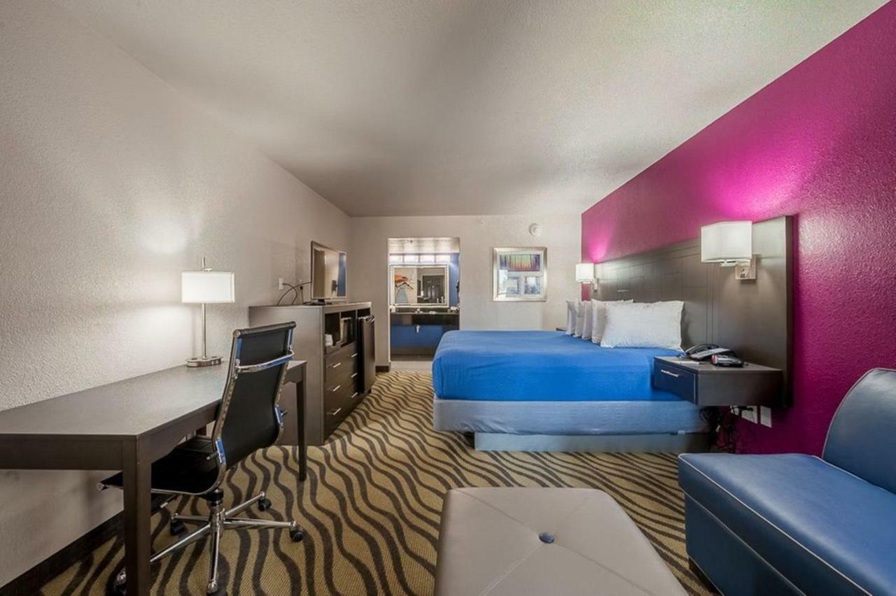 Stratford House Inn Эдмонд Экстерьер фото