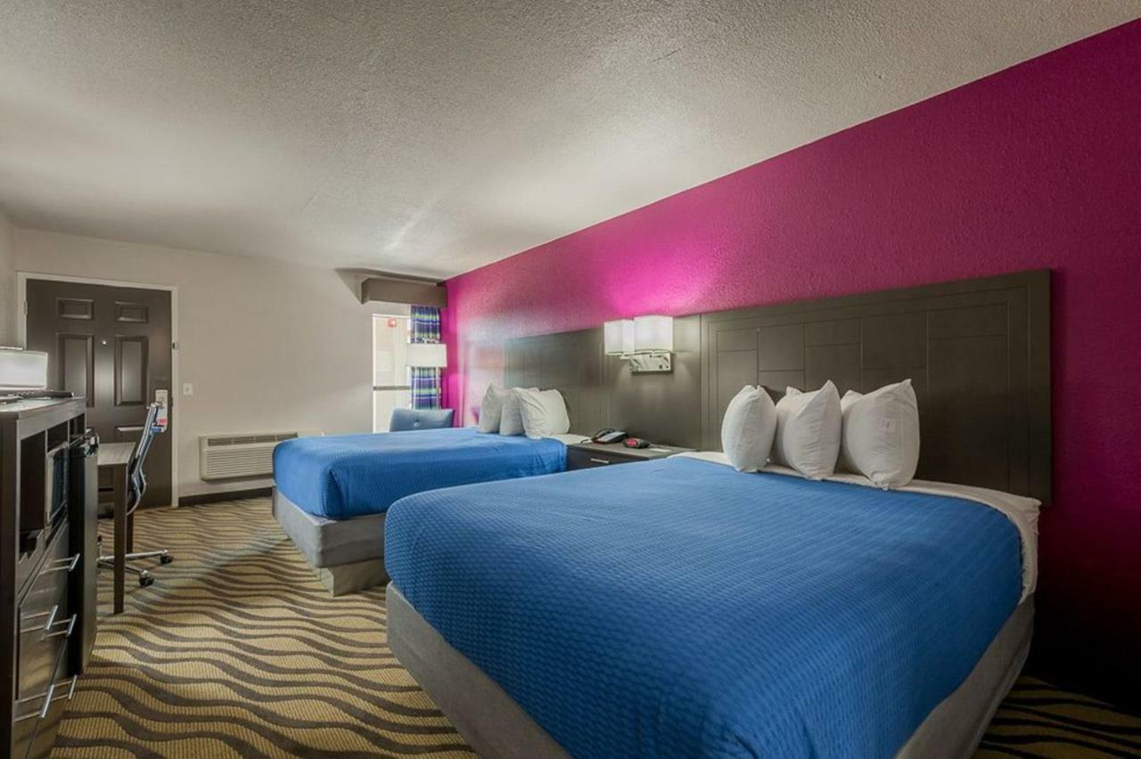 Stratford House Inn Эдмонд Экстерьер фото